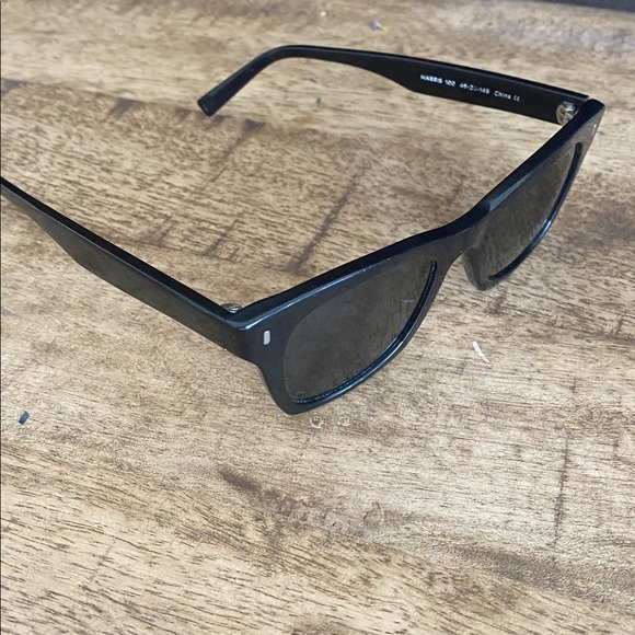 Warby Parker Black Cat-Eye Sunglasses - Picture 4 of 6